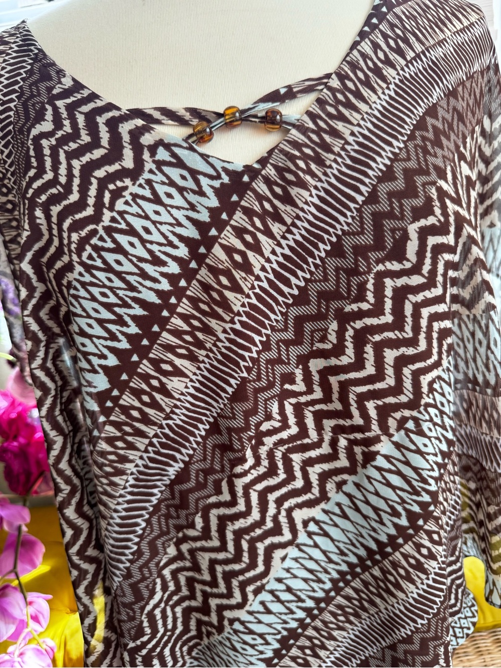 Sheer Chevron Print Poncho Top - Black & White - Picture 7 of 9